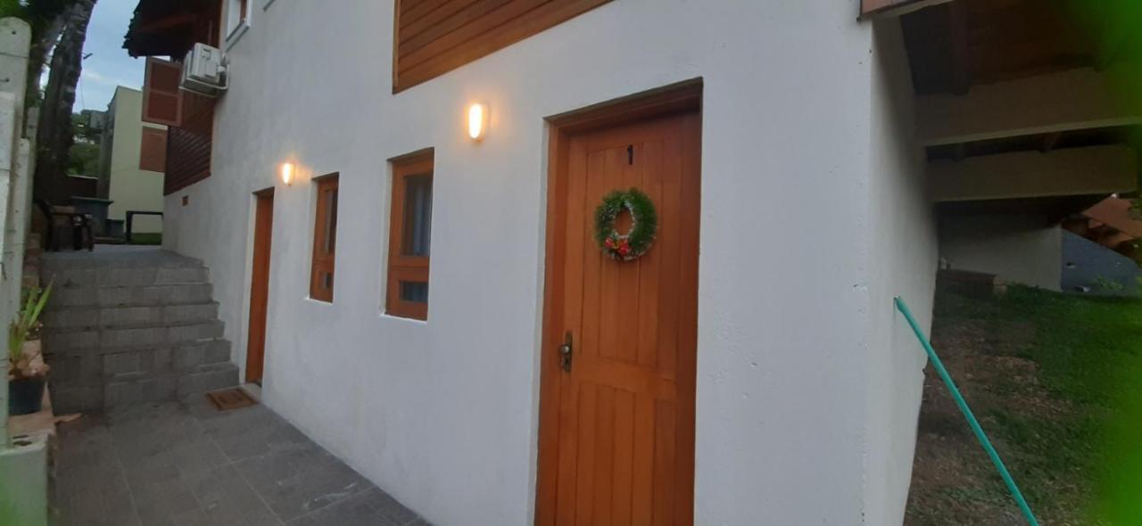 Casa Aconchegante Ou Suites Privativas Canela Rum bild